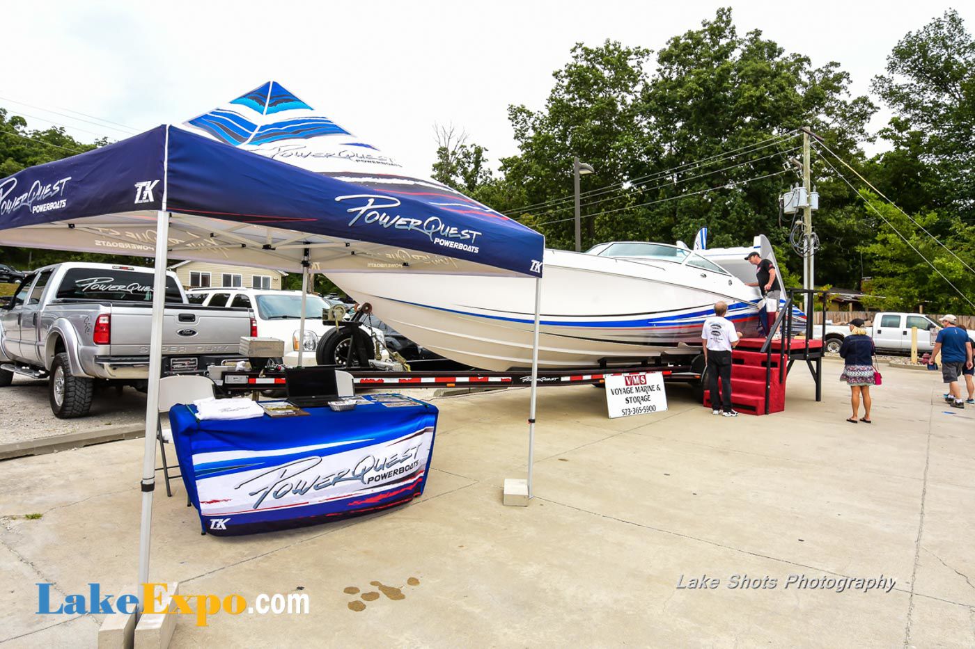 Fall In Water Boat Show-001.jpg